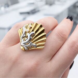 Scallop Shell Statement Ring 18k Gold Plated